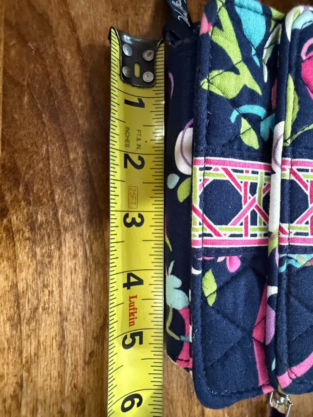 Vera Bradley All-In-One Crossbody Wallet, Retired "Ribbons" NWOT - Picture 11 of 16